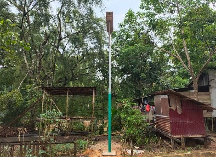 Photo of Manfaat PJU Dirasakan Warga Desa Beringin Rayo Berkat Program TMMD Reg Ke-108 Kodim 1203/Ktp