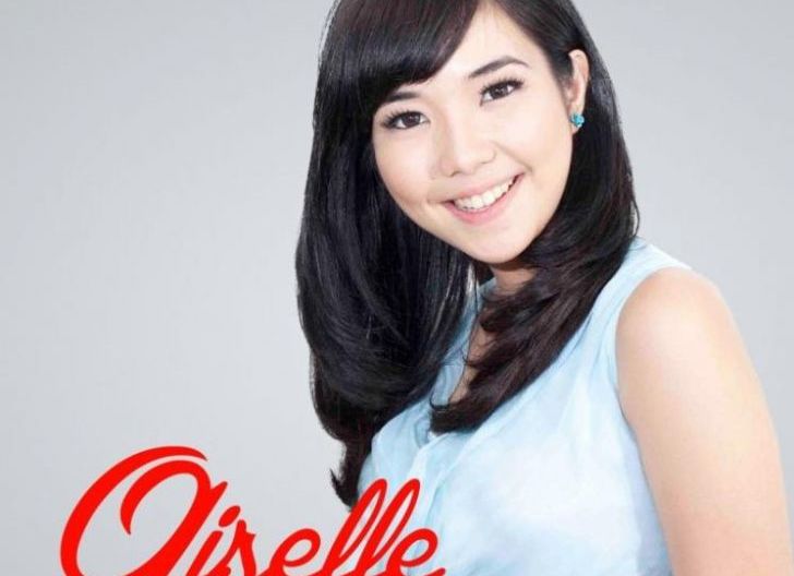 Photo of Gisel Anastasia: Penyanyi Rohani dan Pop yang Salah Jalan
