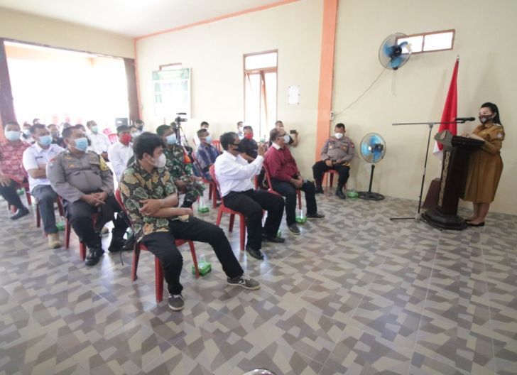 Photo of Bupati Landak Launching Kampung Tangguh Anti Narkoba