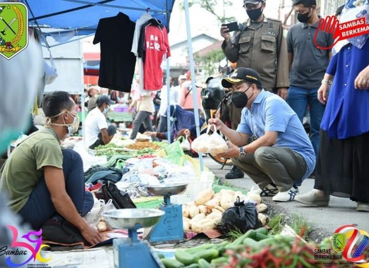 Photo of Bupati Ajak Warga Belanja Hasil Pertanian Lokal