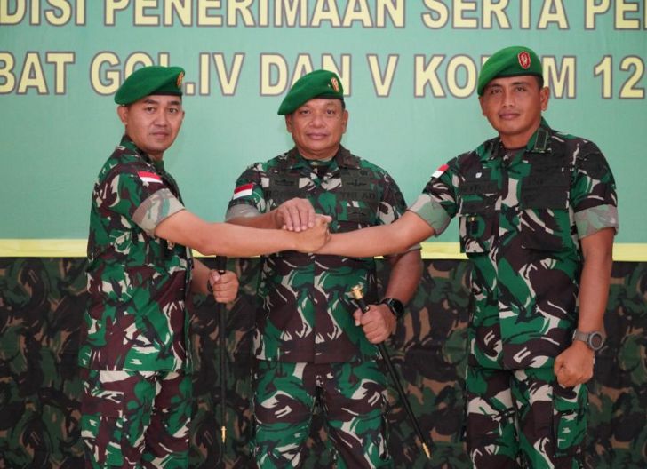 Photo of Komandan Kodim 1208 Sambas Resmi Berganti, Danrem 121/Abw Ucapkan Terima Kasih Kepada Dandim Lama