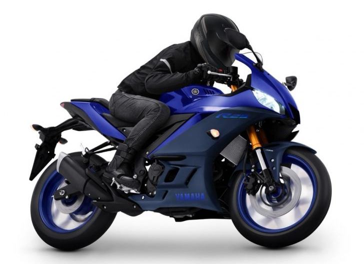 Photo of Yamaha Luncurkan R25 Warna Baru, Mengusung Nuansa Reborn The Race Spirit yang Kental