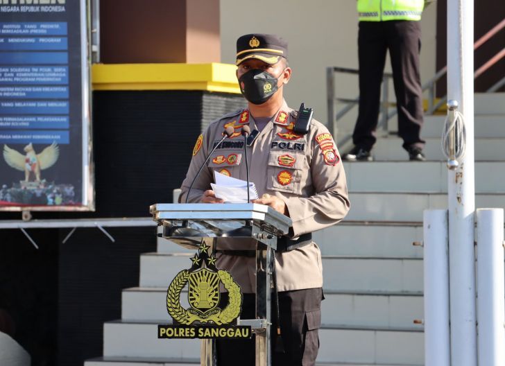Photo of Kapolres Sanggau Bacakan Amanat Kapolda Kalbar di Apel Gelar Pasukan Operasi Keselamatan Kapuas 2022