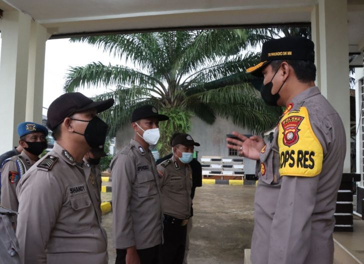 Photo of Kapolres Sekadau Kunjungan Kerja Ke Polsek Jajaran