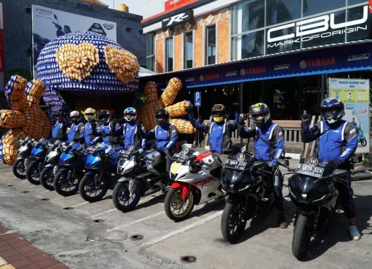 Photo of Puncak Pelaksanaan bLU cRU Fun Riding “Road to Mandalika”, Jajal All New R15 Connected di Bali dan Lombok