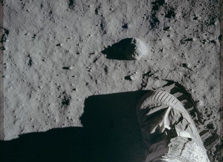 Photo of Jepang Akan Terbang ke Bulan untuk Pertama Kalinya