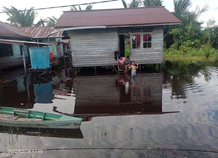 Photo of Musim Penghujan, Enam Kecamatan di Mempawah Rawan Banjir