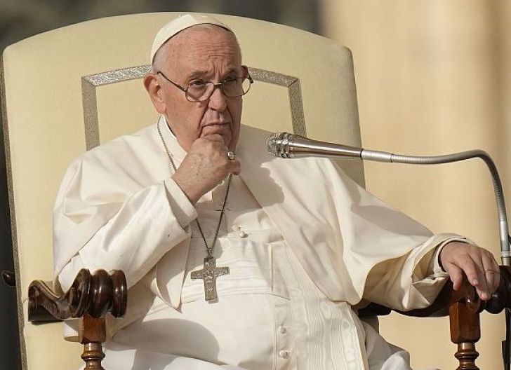 Photo of Paus Francis Pecat Kepemimpinan Sayap Amal Internasional Gereja Katolik Roma!