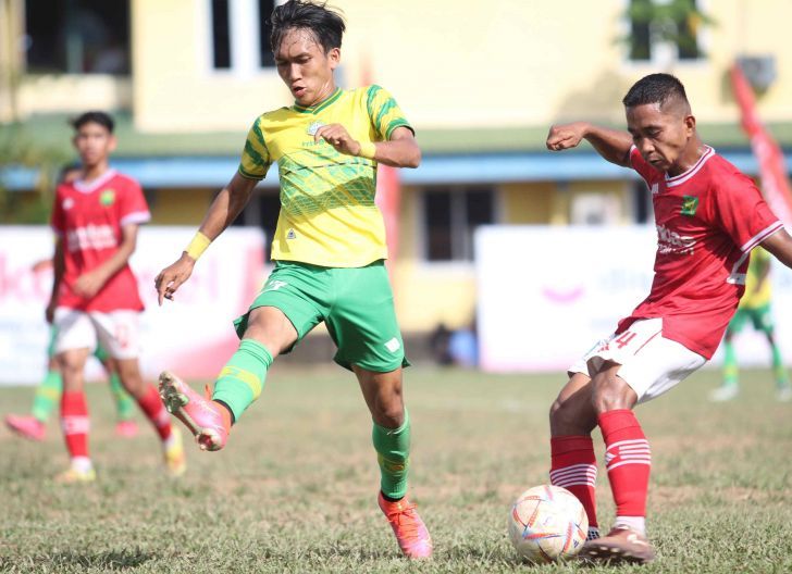 Photo of Kalahkan Pontianak 0-2, Tim Sepakbola Sambas Raih Emas Porprov Kalbar
