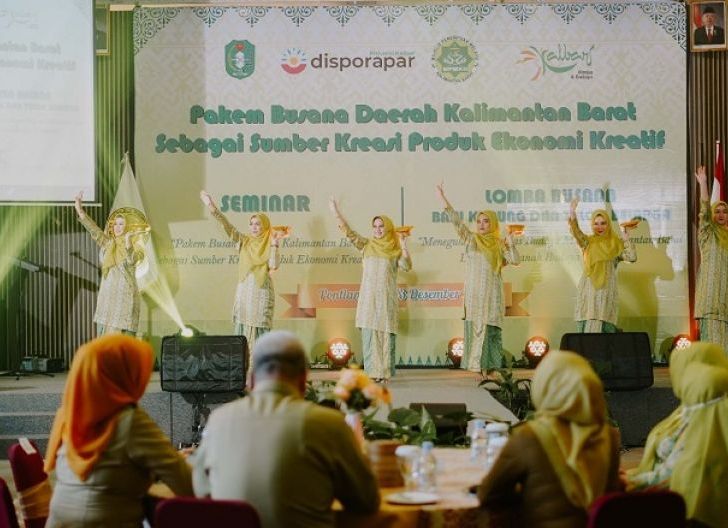 Photo of Perkuat Pakem Busana Melayu Khas KalbarDisporapar Kalbar Upayakan Peningkatan Kreasi Produk Ekonomi Kreatif
