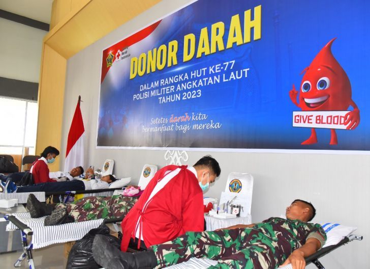 Photo of Peringati HUT ke-77 Polisi Militer Angkatan Laut Tahun 2023, Pomal Lantamal XII Gelar Donor Darah