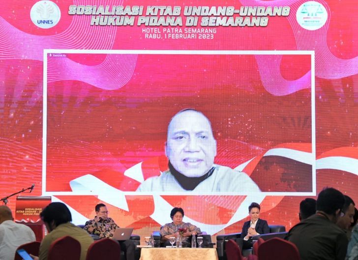 Photo of MAHUPIKI Gelar Sosialisasi KUHP Baru di Kota Semarang