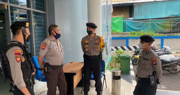 Sat Samapta Polres Melawi Sambangi Objek Vital dan Pasar