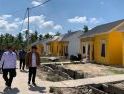Gubernur Sutarmidji Serahkan Bantuan Rumah Relokasi Korban Bencana di Jawai