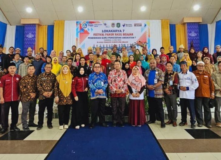 Photo of Lokakarya 7 CGP Angkatan 7 Tampilkan Aksi Nyata Guru, Kadisdikbud Melawi :Guru Harus Keluar dari Zona Nyaman