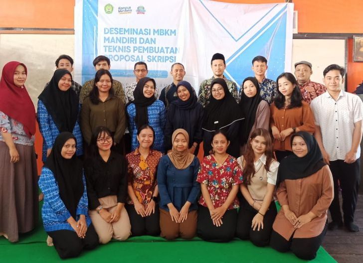 Photo of Prodi Pendidikan Sejarah IKIP-PGRI Pontianak Gelar Diseminasi MBKM