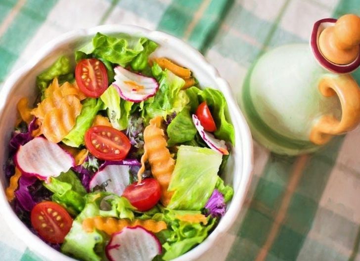 Photo of 6 Resep Salad Sayur Praktis dan Sehat, Cocok untuk Diet!