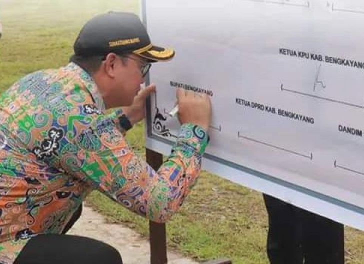 Photo of Bupati Darwis Ajak Berpolitik Damai dan Gembira