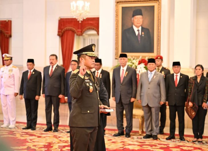 Photo of Dilantik Jadi Kasad, Jenderal Maruli Pastikan TNI AD Netral dalam Pemilu