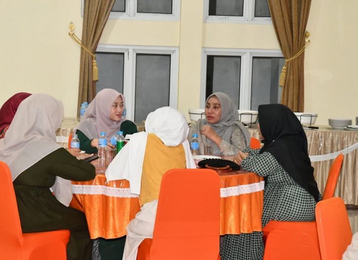 Photo of Momentum lebaran Idulfitri 1445 H, Pj Bupati Ajak Pererat Silaturahmi Bersama Masyarakat