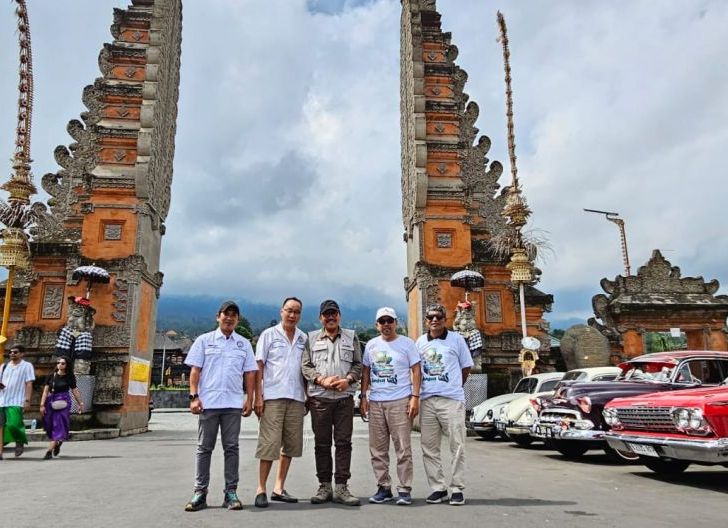 Photo of Bikini Garage Ikut Ramaikan Touring PPMKI ke Pura Besakih Bali