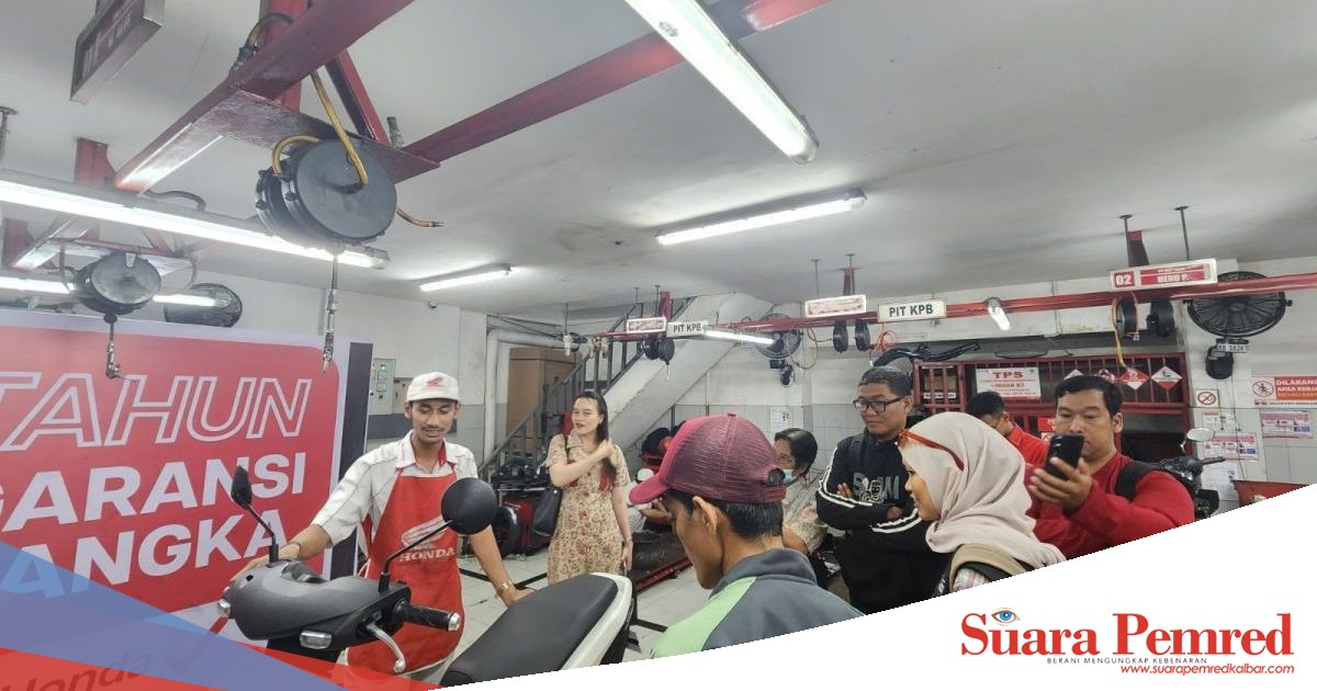 Electric Vehicle Ev Experience Bagian Dari Esg Mission Engaging For