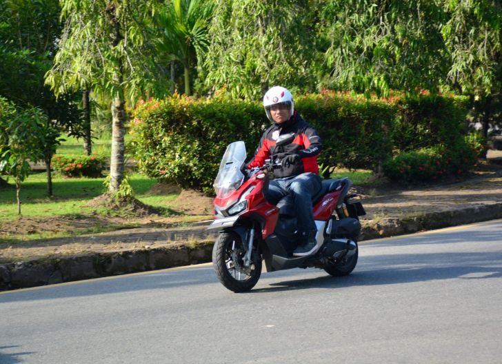Photo of Gunakan Tips dari Instruktur Safety Riding Education Astra Motor Kalbar 