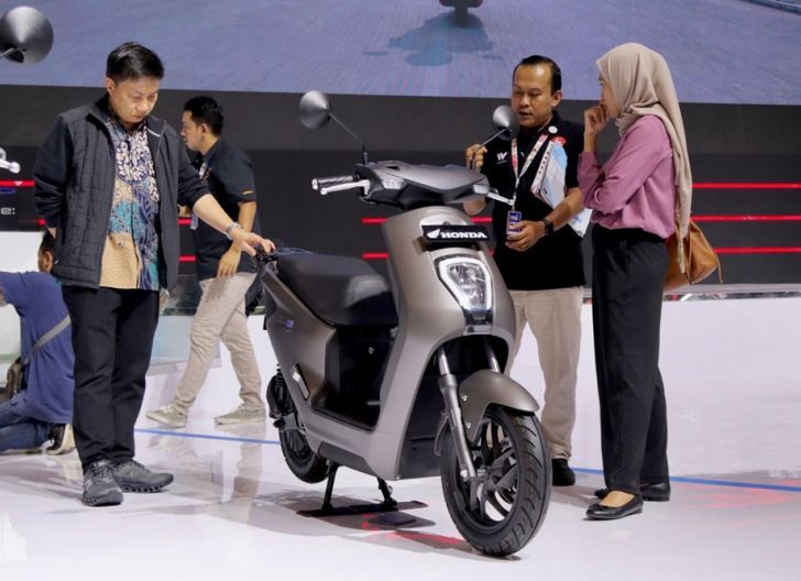 Photo of Terletak di Hall 10 ICE BSD, AHM Meriahkan Gelaran IMOS dengan Pajang Dua Motor Listrik Honda ICON e: dan Honda CUV e:    