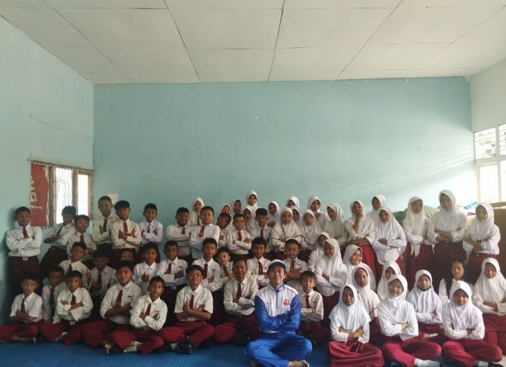 Photo of 150 siswa SDN 93 Antusias Ikuti Safety Riding Education dari Astra Motor Kalbar 