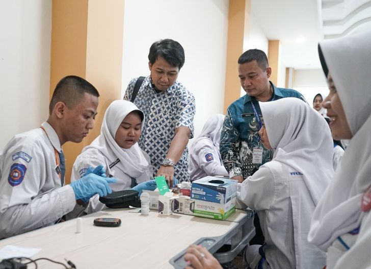 Photo of Program Kolaborasi Aksi Remaja Sehat Satu Hati, PT AHM Ajak Pelajar SMA Kampanyekan Semangat Hidup Sehat 