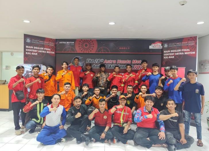 Photo of Astra Motor Kalbar dan Jajaran Pemadam Kebakaran Komitmen Jaga Keselamatan di Jalan Raya 