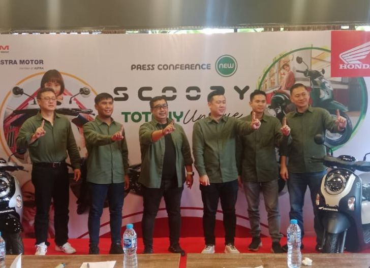Photo of Semarak Launching New Honda Scoopy, Astra Motor Kalbar Target 2.500 Unit Per Bulan