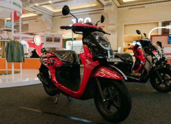 Photo of Desain Ikonik dan Semakin Unik, New Honda Scoopy jadi Motor Terlaris di Kalimantan Barat