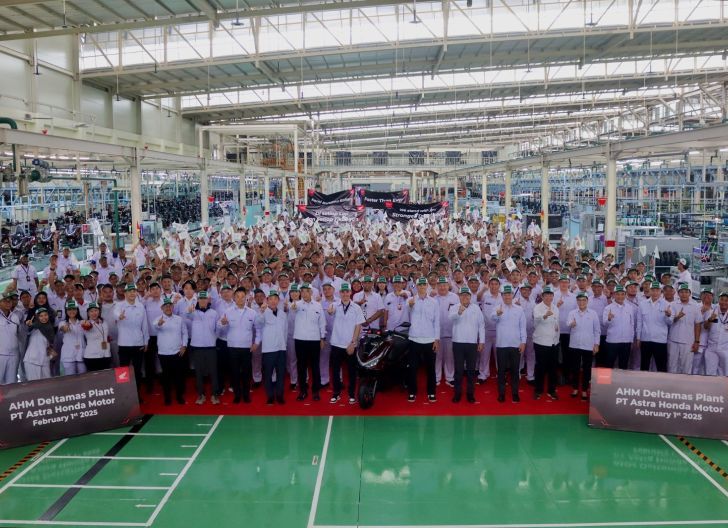 Photo of Pengguna PCX di Jakarta dan Jabar dapat Kejutan Istimewa Event Meet and Greet Bersama Dua Pembalap MotoGP 