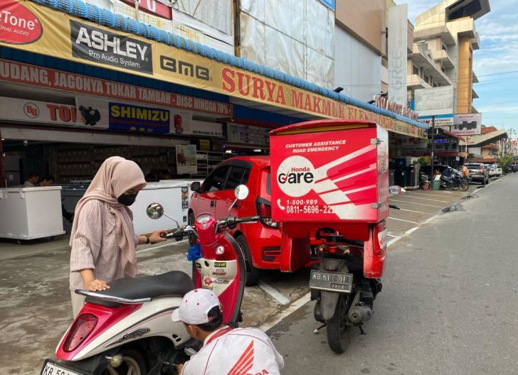 Photo of Maskerina Terbantu dengan Adanya Layanan Honda Care Astra Motor Kalbar