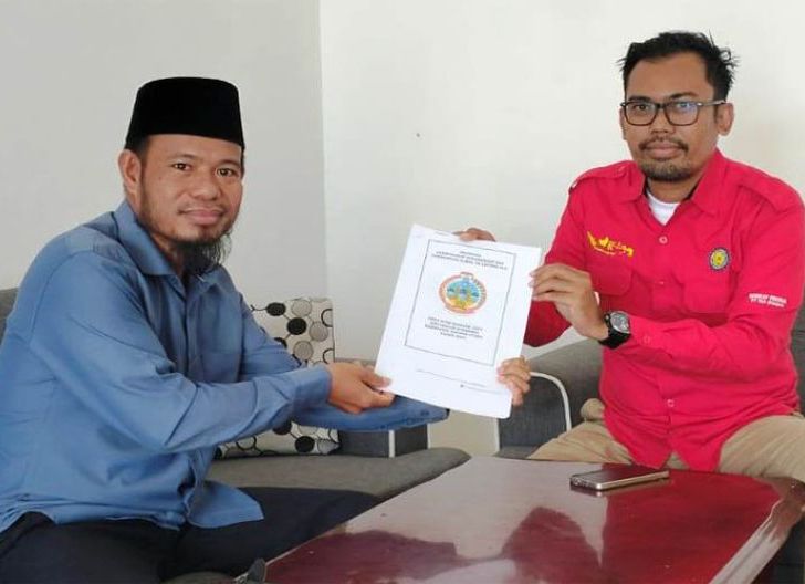 Photo of Proposal Desa Belum Digubris, Anggota DPRD Temui Kepala PLN Sukadana