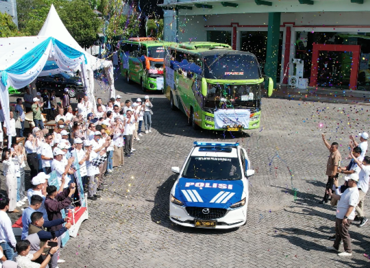 Photo of PTPN IV PalmCo Berangkatkan 1.020 Pemudik Gratis ke Kampung Halaman