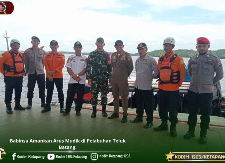 Photo of Babinsa Amankan Arus Mudik di Pelabuhan Teluk Batang Photo of Babinsa Amankan Arus Mudik di Pelabuhan Teluk Batang