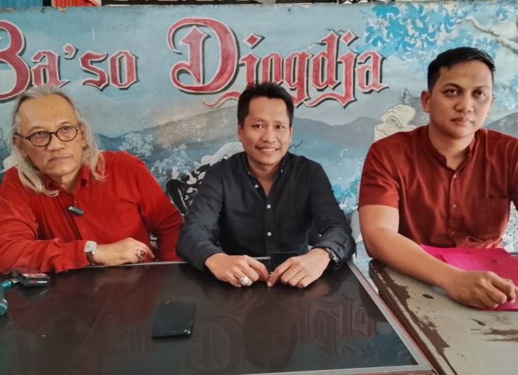 Photo of Anggota DPRD Kota Pontianak Naufal Bantah Tudingan Akun Facebook ATS, Beri Waktu 24 Jam Hapus Postingan