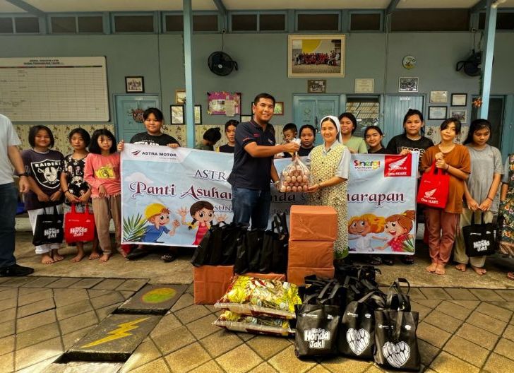 Photo of Semarak Rayakan Paskah, Paket Sembako dan Peralatan Sekolah untuk Penghuni Panti Asuhan Bunda Pengharapan dari Astra Motor Kalbar