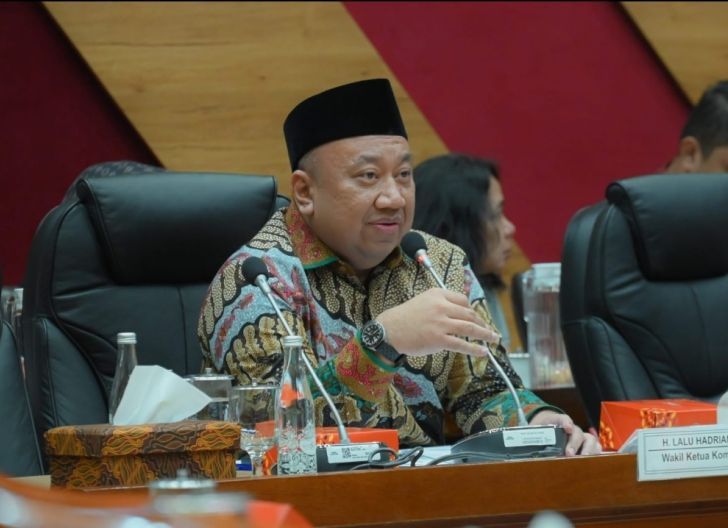Photo of Pimpinan Komisi X DPR: Digitalisasi Nasional untuk Pastikan Kemajuan Pendidikan hingga ke Pelosok Daerah