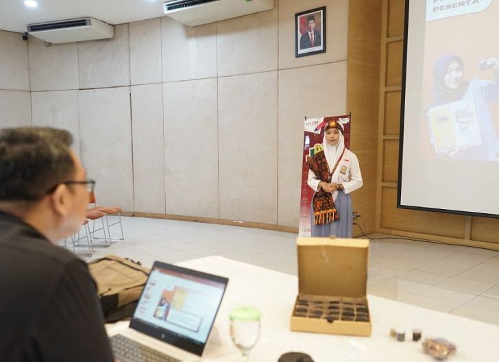 Photo of Menuju Indonesia Emas 2045, PT. Astra Honda Motor Ajak Pelajar Berprestasi Ikuti AHM Best Student 2025