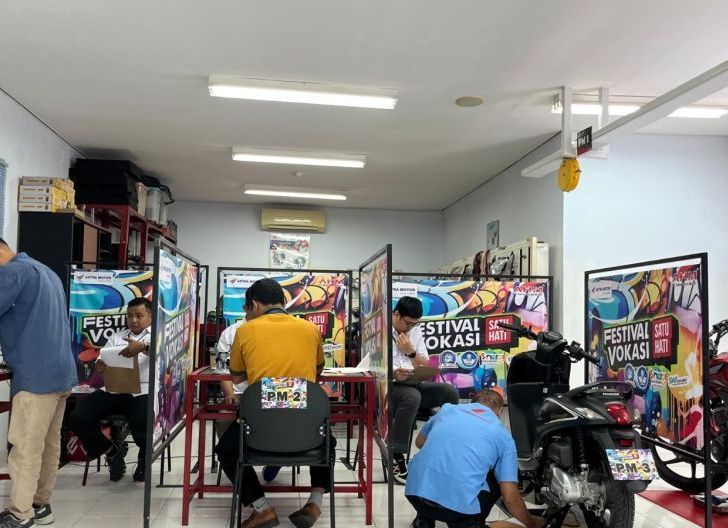 Photo of Siapkan Talenta Muda Masuki Era Elektrifikasi, Festival Vokasi Satu Hati 2025 Sukses Digelar PT. AHM  