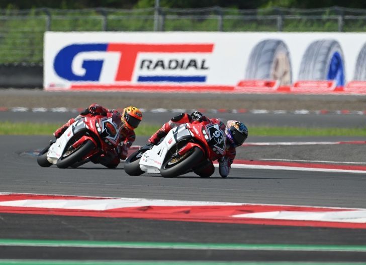 Photo of Tampil di Ajang Honda Thailand Talent Cup dan Redbull MotoGP Rookies Cup, Dua Pembalap Binaan PT. AHM Tidak Terkejar
