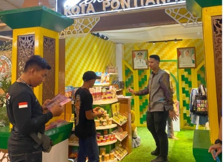 Photo of Dukung UMKM Lokal Binaan IWAPI, Astra Motor Kalbar Ajak Paguyuban HWBC Ikuti Semarak Nocturnal Riding