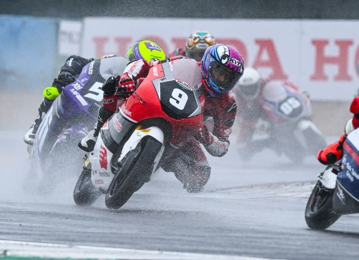 Photo of Dengan Semangat Satu Hati, Pembalap Muda Binaan AHM Tampil Memukau di Gelaran FIM JuniorGP World Championship   