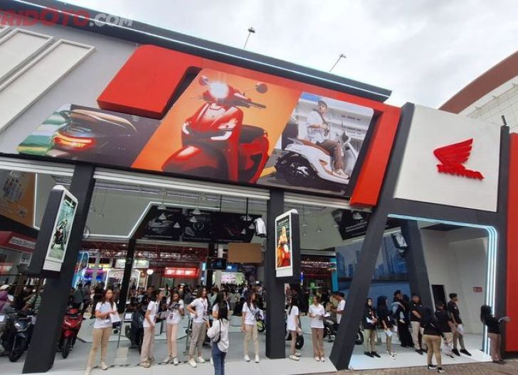 Photo of Tampilan Terbaru, New Honda BeAT Pimpin Jajaran Motor Honda Terbaik di Arena GIIAS 2025