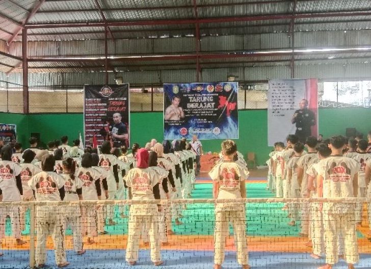Photo of Open Tournament Tarung Derajat Pontianak City Cup Se-Kalimantan Barat Tahun 2025 Dibuka oleh Ketum KONI