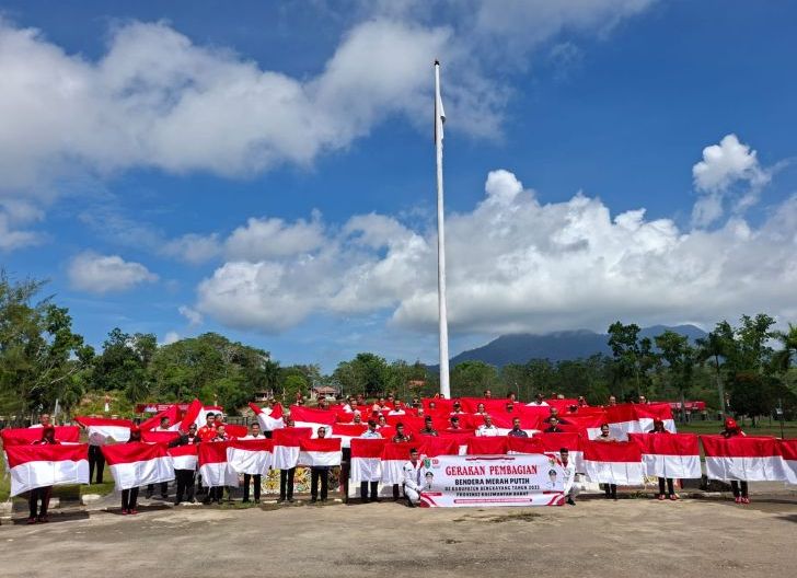 Photo of Pemkab Bengkayang Imbau Masyarakat Kibarkan Bendera Merah Putih dalam Semarakkan HUT RI Ke-80