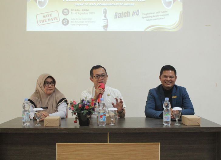 Photo of Penutupan Workshop Public Speaking ASN Dinkes Singkawang